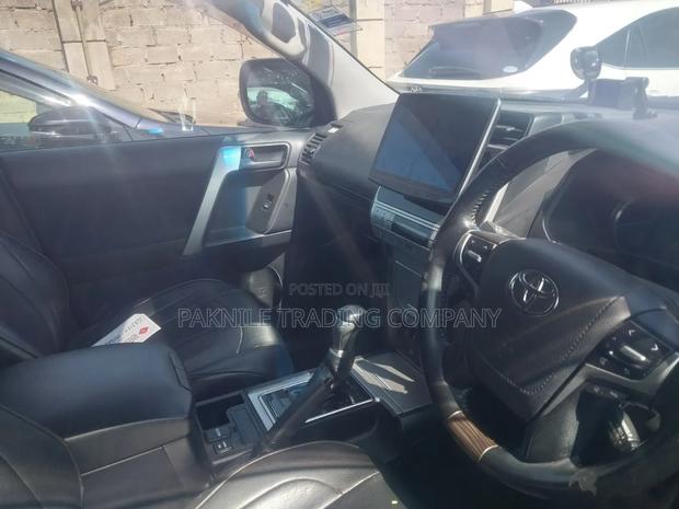 Toyota Land Cruiser Prado 2.7 2018 Black
