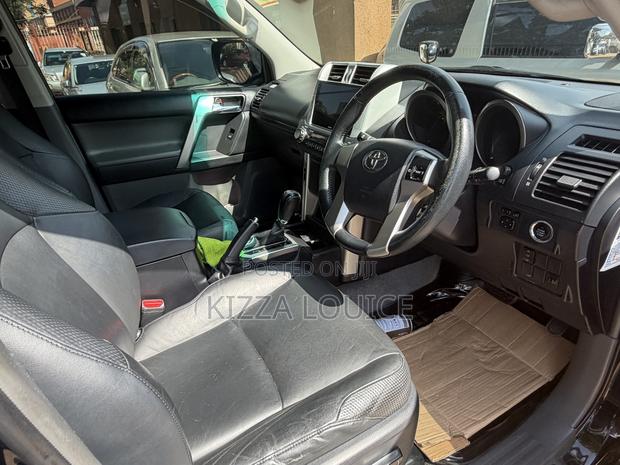 Toyota Land Cruiser Prado 2015 Black
