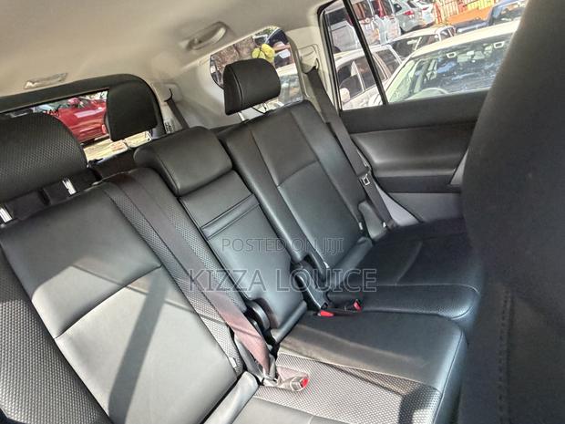 Toyota Land Cruiser Prado 2015 Black