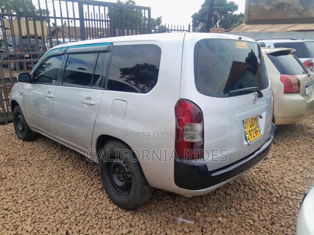 Toyota Probox 2006 White