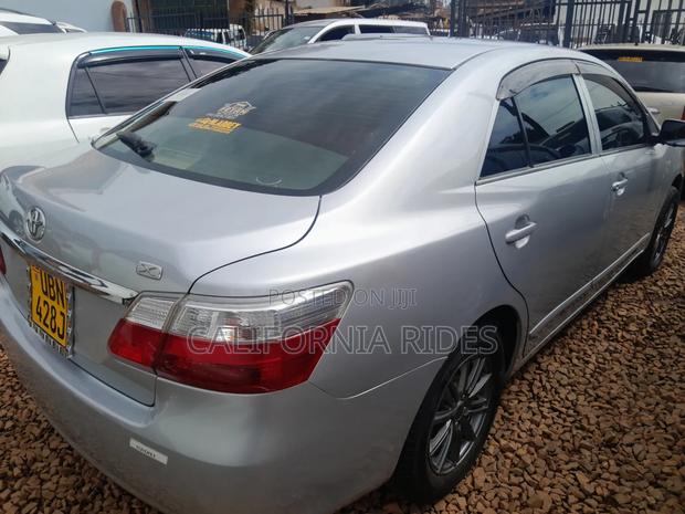 Toyota Premio 2010 Silver