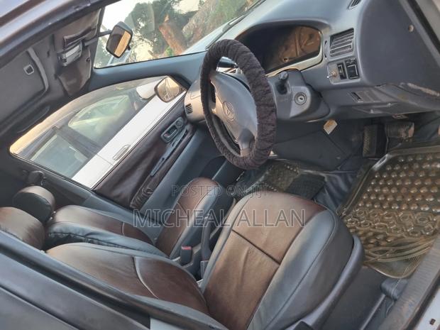 Toyota Ipsum 1999 Silver