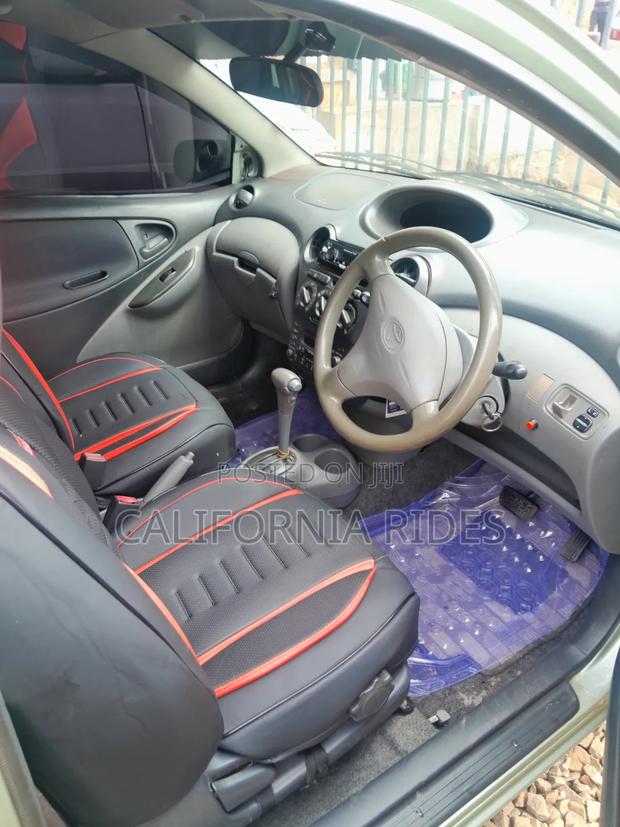Toyota Vitz 2003 Green