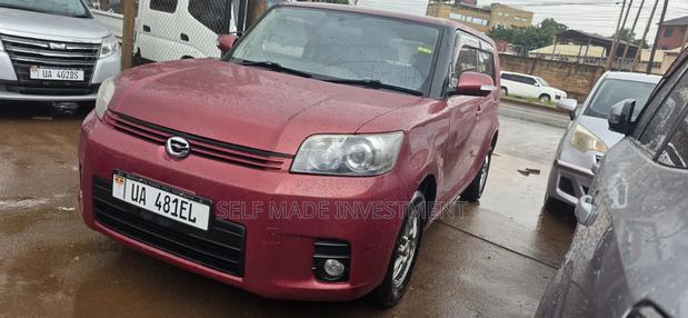 Toyota Corolla Rumion 2011 Brown