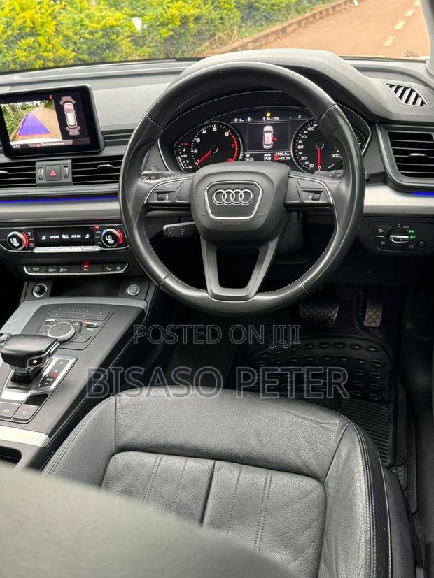 Audi Q5 2.0T Premium AWD quattro 2018 White