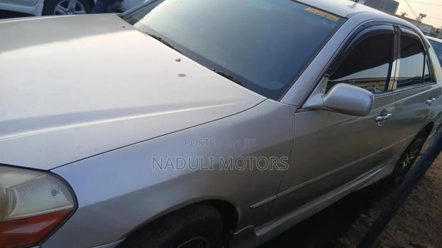 Toyota Mark II 2004 Silver