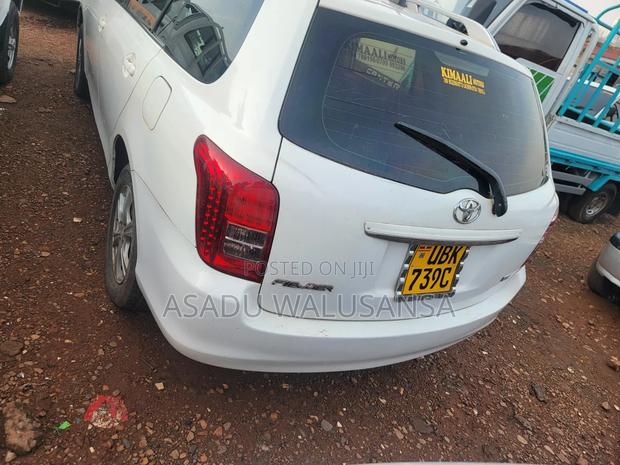 Toyota Corolla Fielder 2008 White