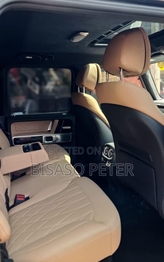 Mercedes-Benz G-Class 2024 Blue