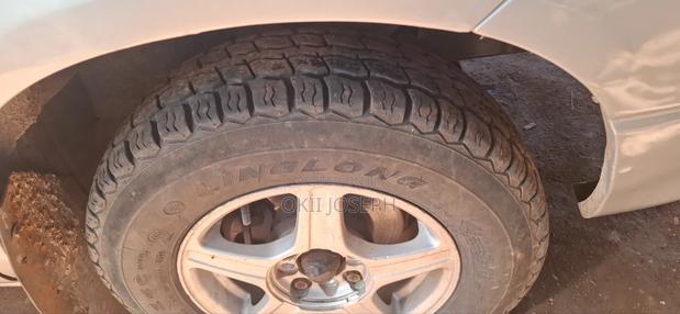 Toyota Noah 2002 Silver