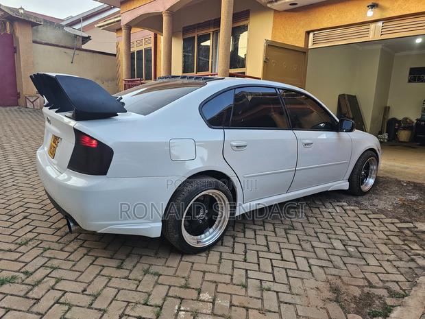 Subaru Legacy 2.0 GT SportShift Premium 2006 White