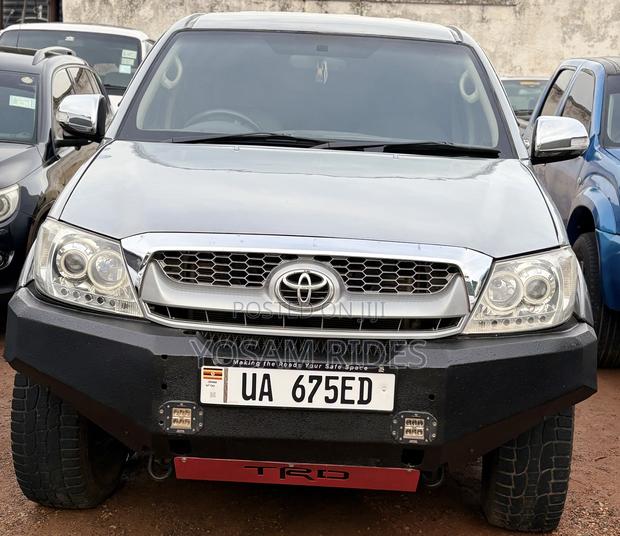 Toyota Hilux 3.0 D-4D Double Cab 2008 Silver