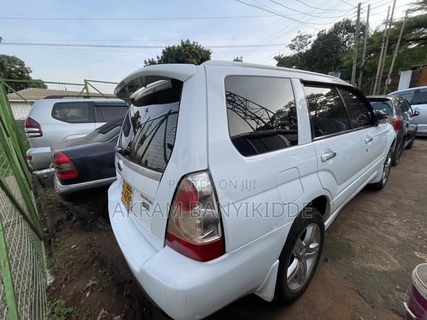 Subaru Forester 2006 White