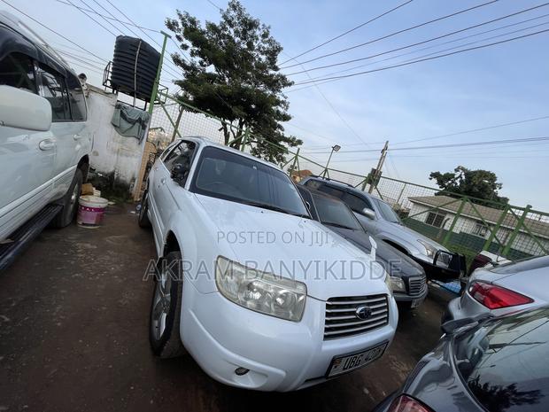 Subaru Forester 2006 White