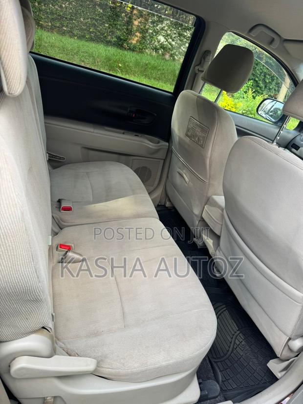 Toyota Passo Sette 2009 Burgundy