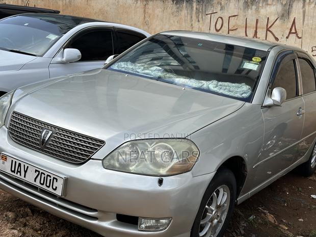 Toyota Mark II 2001 Silver