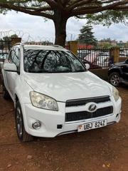 Toyota RAV4 2.4 2008 White for sale