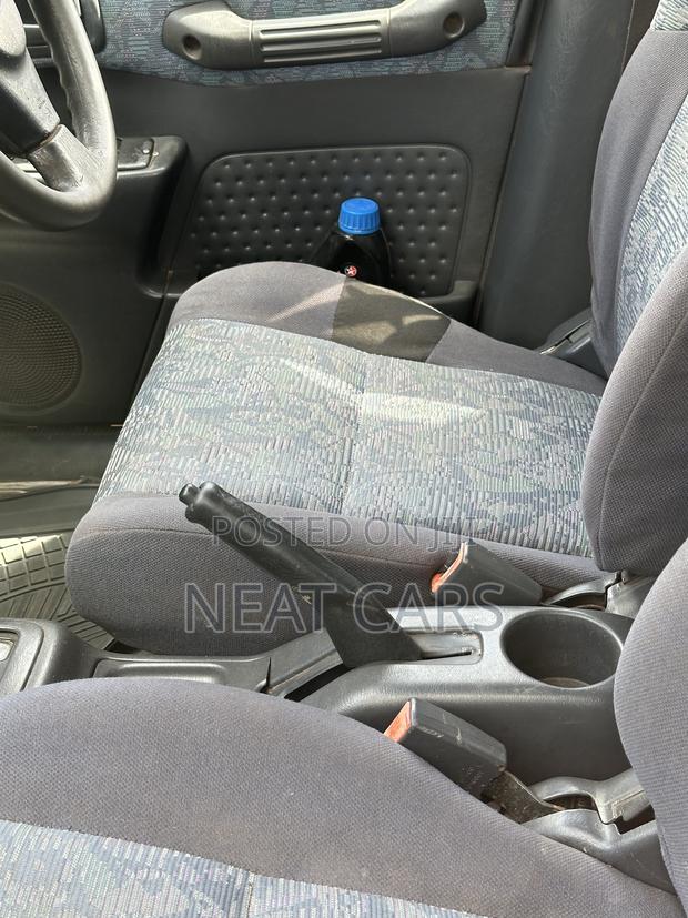 Toyota RAV4 1999 Silver