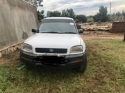 Toyota RAV4 Base 4x4 1996 White for sale