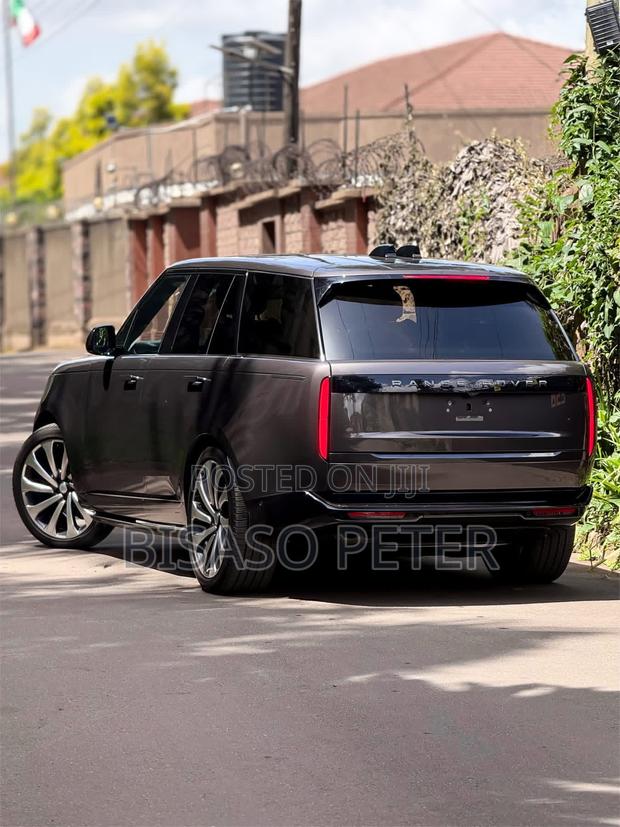 Land Rover Range Rover Vogue 2024 Gray