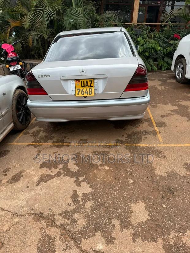 Mercedes-Benz C200 1999 White