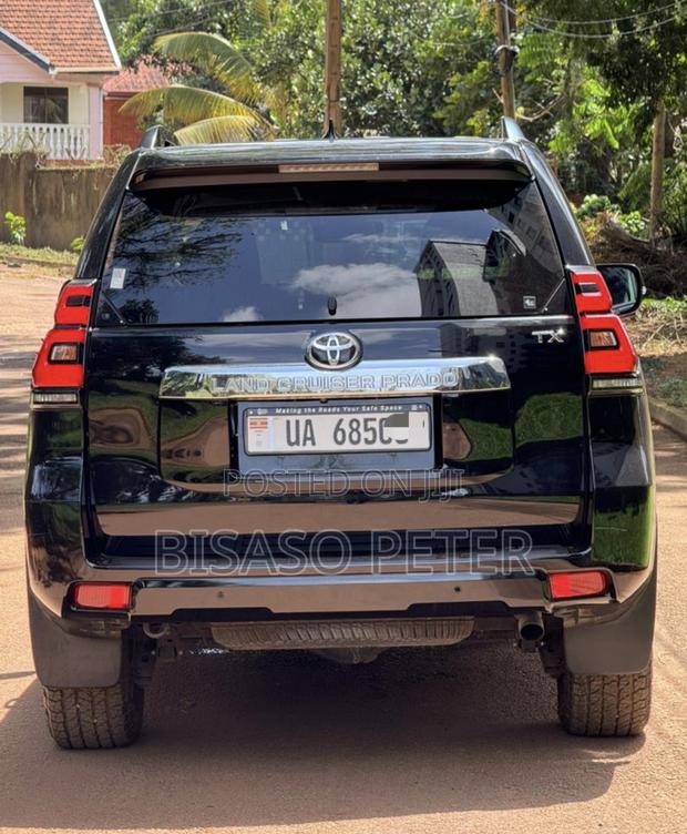 Toyota Land Cruiser Prado 2.7 2018 Black