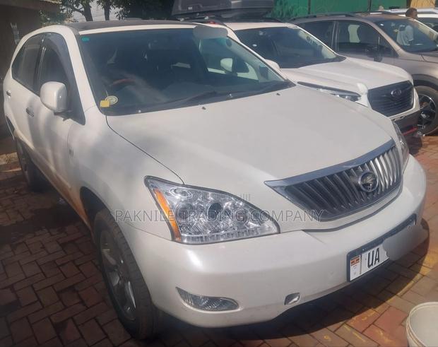 Toyota Harrier 2.4 2012 White
