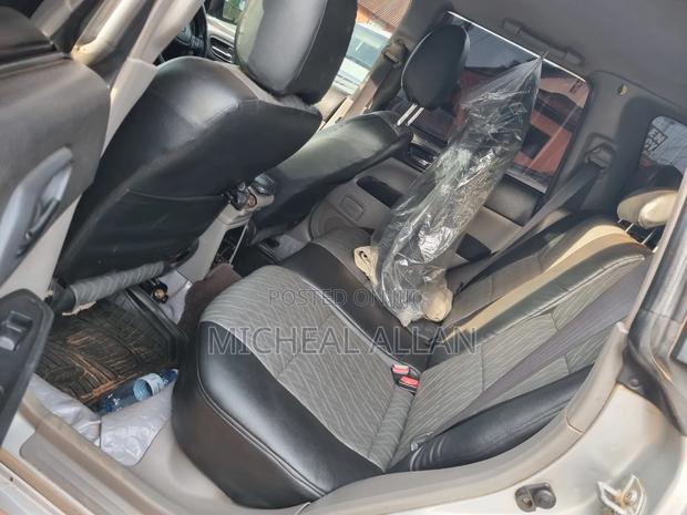 Subaru Forester 2000 Silver