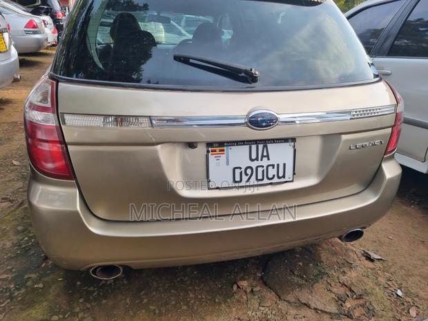Subaru Legacy 2005 Silver