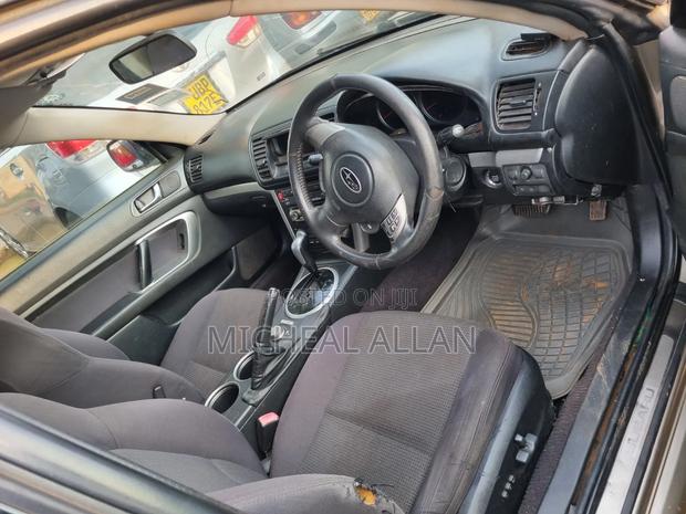 Subaru Legacy 2005 Silver