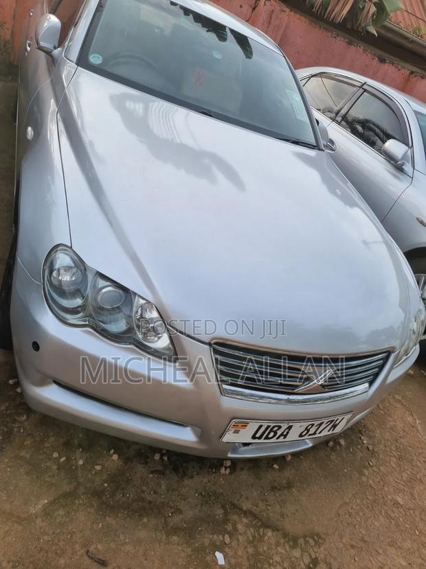 Toyota Mark X 2004 Silver