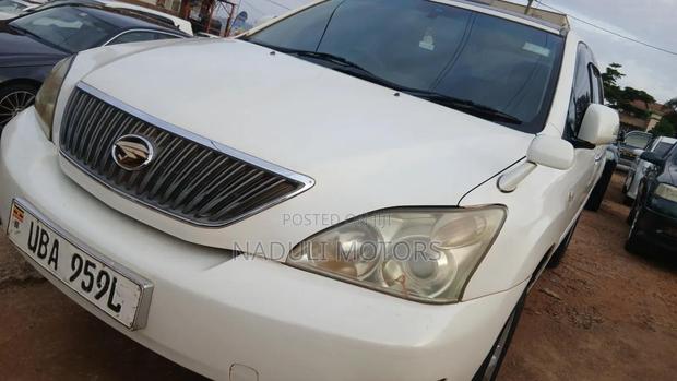 Toyota Harrier 2008 White