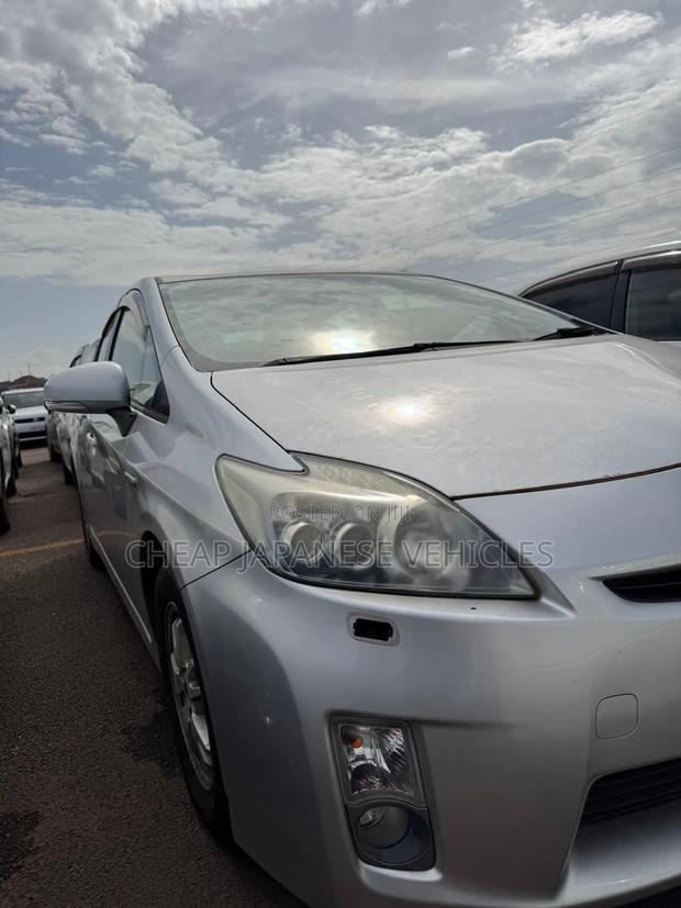 Toyota Prius 2012 Silver