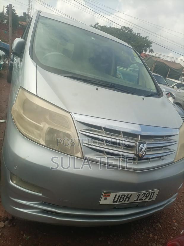 Toyota Alphard 2.4 Petrol AWD 2008 Silver