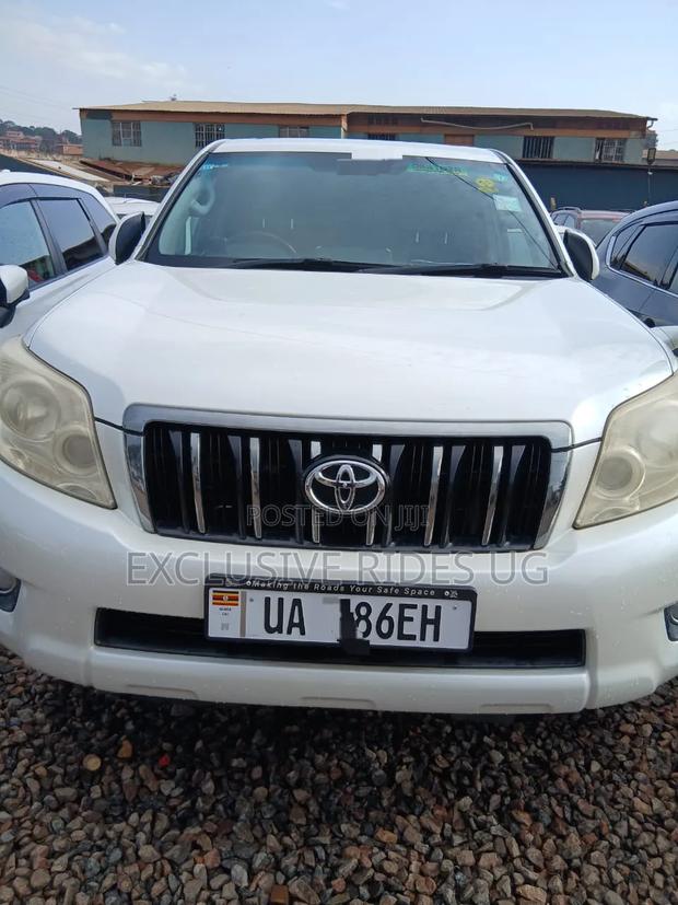 Toyota Land Cruiser Prado 2013 White