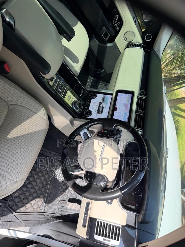 Land Rover Range Rover Vogue 2019 White