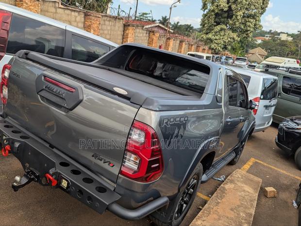 Toyota Hilux 2020