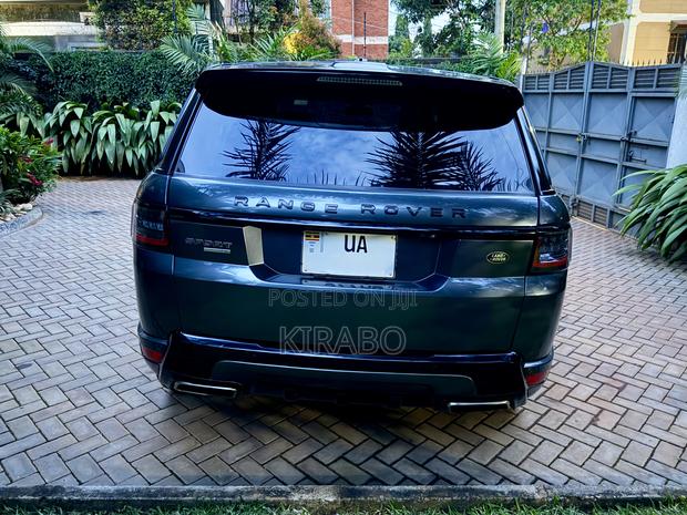 Land Rover Range Rover Sport HSE Td6 4x4 (3.0L 6cyl 8A) 2016 Gray