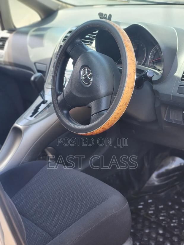 Toyota Auris 1.6 Dual VVTi 2008 Silver