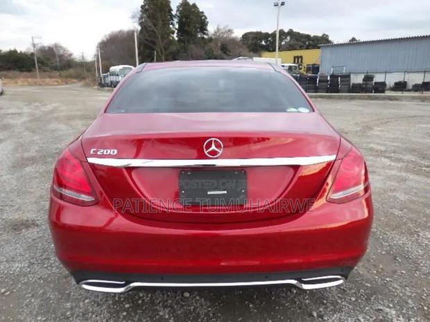 Mercedes-Benz C200 2017 Maroon
