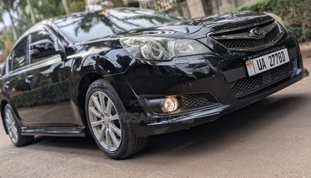 Subaru Legacy 2.5i Premium 2010 Black
