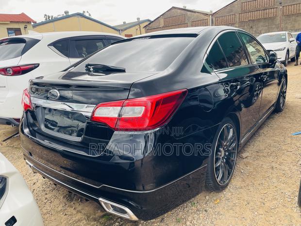 Subaru Legacy 2.5i Limited AWD 2017 Black