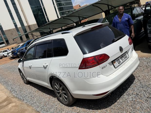 Volkswagen Golf 2016 White