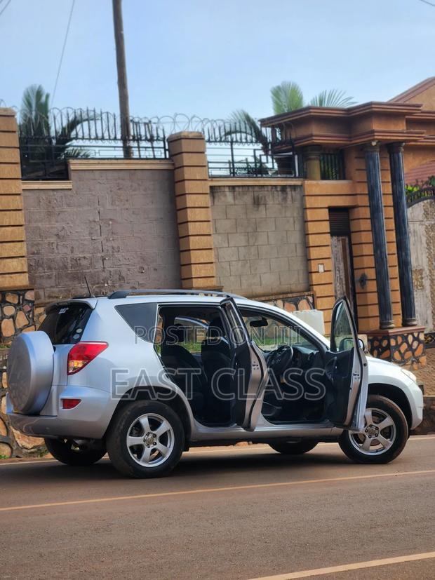 Toyota RAV4 2008 Silver