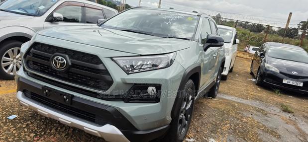 Toyota RAV4 2023 Green