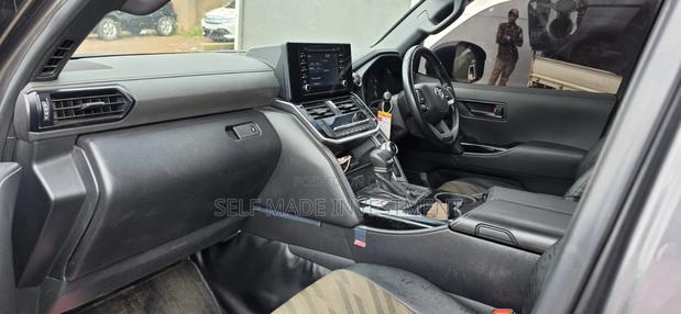 Toyota Land Cruiser 2022 Black