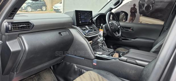 Toyota Land Cruiser 2022 Black