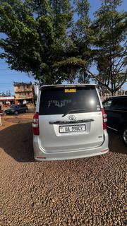 Toyota Noah 2012 Silver for sale
