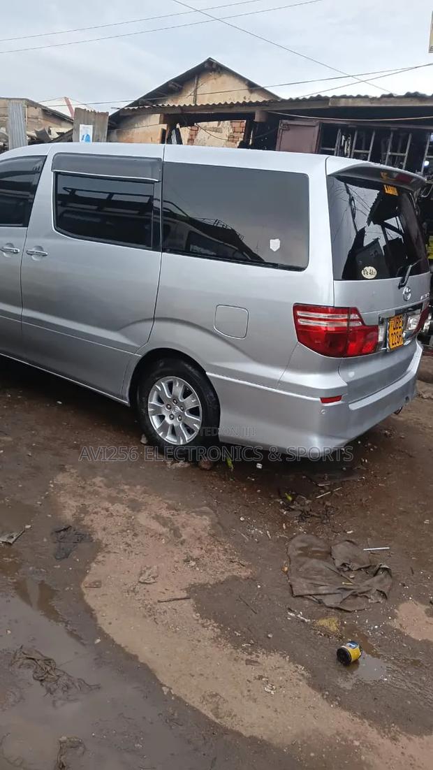 Toyota Alphard 2007 Silver