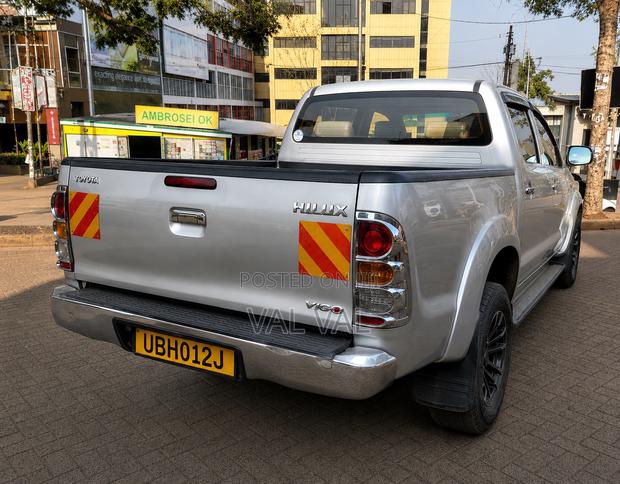 Toyota Hilux 4.0 V6 Double Cab 4x4 Raider 2007 Silver