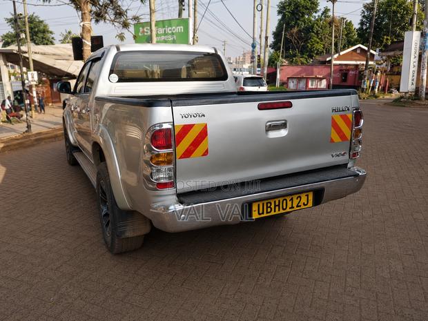 Toyota Hilux 4.0 V6 Double Cab 4x4 Raider 2007 Silver